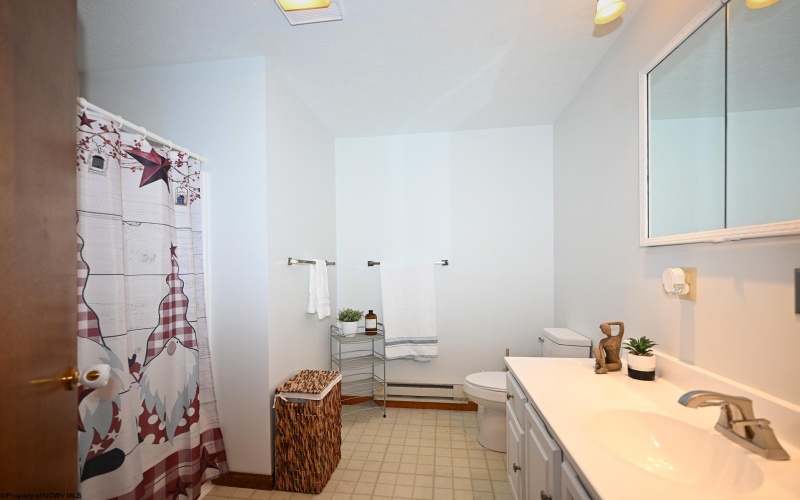 224 Hemlock Lane, Reedsville, West Virginia 26547, 4 Bedrooms Bedrooms, 8 Rooms Rooms,2 BathroomsBathrooms,Single Family Detached,For Sale,Hemlock,10162004