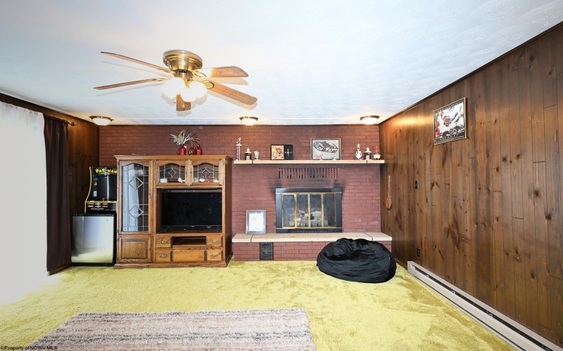 224 Hemlock Lane, Reedsville, West Virginia 26547, 4 Bedrooms Bedrooms, 8 Rooms Rooms,2 BathroomsBathrooms,Single Family Detached,For Sale,Hemlock,10162004