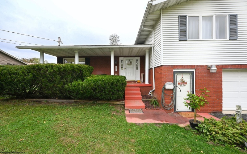 224 Hemlock Lane, Reedsville, West Virginia 26547, 4 Bedrooms Bedrooms, 8 Rooms Rooms,2 BathroomsBathrooms,Single Family Detached,For Sale,Hemlock,10162004