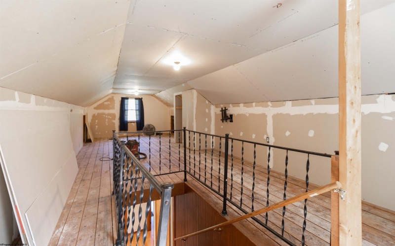 1369 Flag Run Road, Clarksburg, West Virginia 26301-999, 2 Bedrooms Bedrooms, 4 Rooms Rooms,1 BathroomBathrooms,Single Family Detached,For Sale,Flag Run,10162005 1369 Flag Run Road, Clarksburg, West Virginia 26301-999, 2 Bedrooms Bedrooms, 4 Rooms Rooms,1 BathroomBathrooms,Single Family Detached,For Sale,Flag Run,10162005