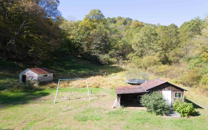 1369 Flag Run Road, Clarksburg, West Virginia 26301-999, 2 Bedrooms Bedrooms, 4 Rooms Rooms,1 BathroomBathrooms,Single Family Detached,For Sale,Flag Run,10162005 1369 Flag Run Road, Clarksburg, West Virginia 26301-999, 2 Bedrooms Bedrooms, 4 Rooms Rooms,1 BathroomBathrooms,Single Family Detached,For Sale,Flag Run,10162005