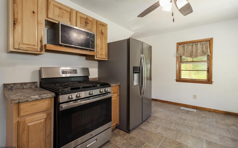 1369 Flag Run Road, Clarksburg, West Virginia 26301-999, 2 Bedrooms Bedrooms, 4 Rooms Rooms,1 BathroomBathrooms,Single Family Detached,For Sale,Flag Run,10162005 1369 Flag Run Road, Clarksburg, West Virginia 26301-999, 2 Bedrooms Bedrooms, 4 Rooms Rooms,1 BathroomBathrooms,Single Family Detached,For Sale,Flag Run,10162005