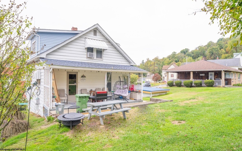 1225 Richwood Avenue, Morgantown, West Virginia 26505, 3 Bedrooms Bedrooms, 6 Rooms Rooms,1 BathroomBathrooms,Single Family Detached,For Sale,Richwood,10162007 1225 Richwood Avenue, Morgantown, West Virginia 26505, 3 Bedrooms Bedrooms, 6 Rooms Rooms,1 BathroomBathrooms,Single Family Detached,For Sale,Richwood,10162007