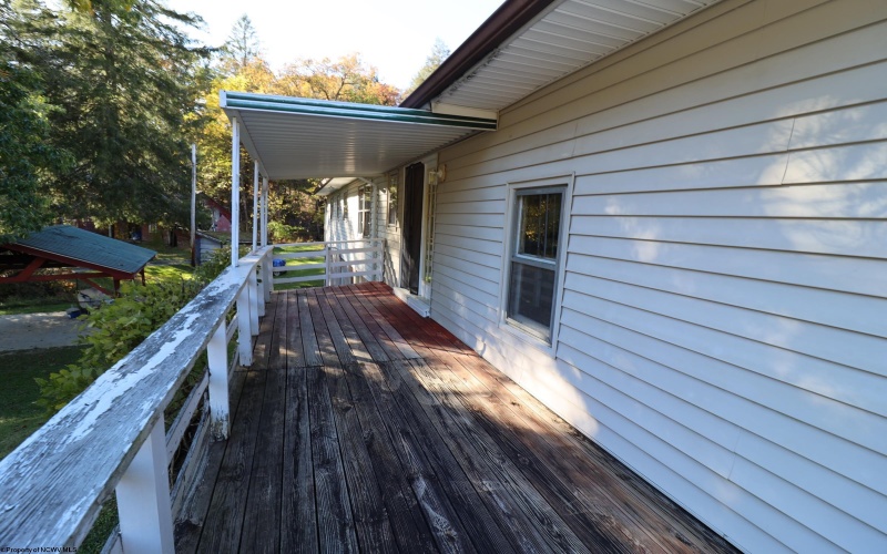 107 Gilman Road, Elkins, West Virginia 26241, 3 Bedrooms Bedrooms, 7 Rooms Rooms,2 BathroomsBathrooms,Single Family Detached,For Sale,Gilman,10162022