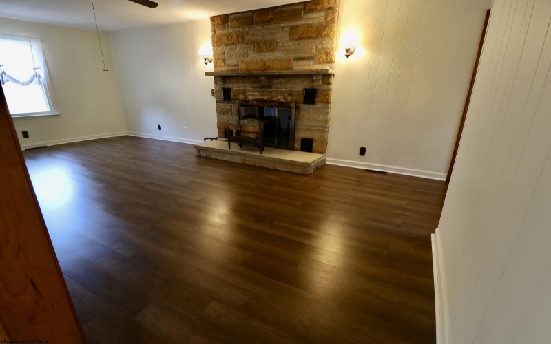 107 Gilman Road, Elkins, West Virginia 26241, 3 Bedrooms Bedrooms, 7 Rooms Rooms,2 BathroomsBathrooms,Single Family Detached,For Sale,Gilman,10162022