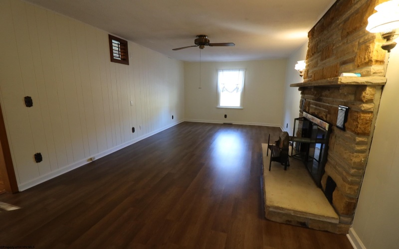 107 Gilman Road, Elkins, West Virginia 26241, 3 Bedrooms Bedrooms, 7 Rooms Rooms,2 BathroomsBathrooms,Single Family Detached,For Sale,Gilman,10162022