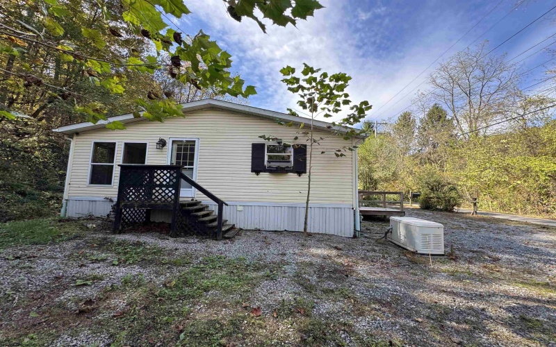 147 Paw Paw Estates, Rivesville, West Virginia 26588, 3 Bedrooms Bedrooms, 7 Rooms Rooms,2 BathroomsBathrooms,Single Family Detached,For Sale,Paw Paw,10162009 147 Paw Paw Estates, Rivesville, West Virginia 26588, 3 Bedrooms Bedrooms, 7 Rooms Rooms,2 BathroomsBathrooms,Single Family Detached,For Sale,Paw Paw,10162009