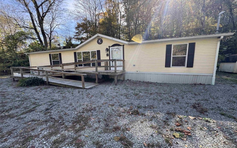 147 Paw Paw Estates, Rivesville, West Virginia 26588, 3 Bedrooms Bedrooms, 7 Rooms Rooms,2 BathroomsBathrooms,Single Family Detached,For Sale,Paw Paw,10162009 147 Paw Paw Estates, Rivesville, West Virginia 26588, 3 Bedrooms Bedrooms, 7 Rooms Rooms,2 BathroomsBathrooms,Single Family Detached,For Sale,Paw Paw,10162009