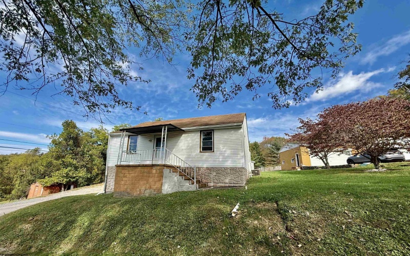 96 Chickerell Street, Clarksburg, West Virginia 26301, 2 Bedrooms Bedrooms, 6 Rooms Rooms,1 BathroomBathrooms,Single Family Detached,For Sale,Chickerell,10162013 96 Chickerell Street, Clarksburg, West Virginia 26301, 2 Bedrooms Bedrooms, 6 Rooms Rooms,1 BathroomBathrooms,Single Family Detached,For Sale,Chickerell,10162013