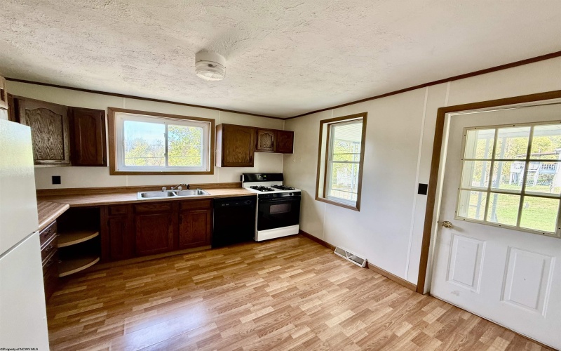 96 Chickerell Street, Clarksburg, West Virginia 26301, 2 Bedrooms Bedrooms, 6 Rooms Rooms,1 BathroomBathrooms,Single Family Detached,For Sale,Chickerell,10162013 96 Chickerell Street, Clarksburg, West Virginia 26301, 2 Bedrooms Bedrooms, 6 Rooms Rooms,1 BathroomBathrooms,Single Family Detached,For Sale,Chickerell,10162013
