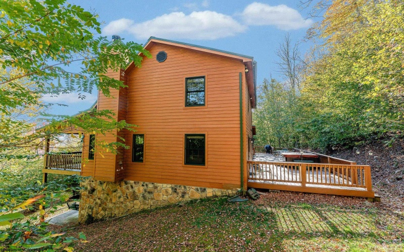 623 Northpoint Way, Davis, West Virginia 26260, 4 Bedrooms Bedrooms, 13 Rooms Rooms,3 BathroomsBathrooms,Single Family Detached,For Sale,Northpoint,10162017 623 Northpoint Way, Davis, West Virginia 26260, 4 Bedrooms Bedrooms, 13 Rooms Rooms,3 BathroomsBathrooms,Single Family Detached,For Sale,Northpoint,10162017