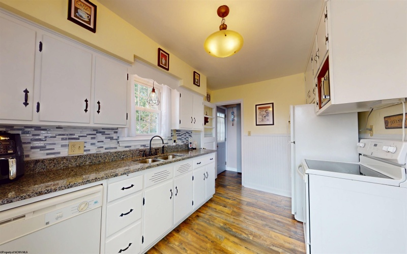 548 Hall Street, Bridgeport, West Virginia 26330, 3 Bedrooms Bedrooms, 8 Rooms Rooms,2 BathroomsBathrooms,Single Family Detached,For Sale,Hall,10162014 548 Hall Street, Bridgeport, West Virginia 26330, 3 Bedrooms Bedrooms, 8 Rooms Rooms,2 BathroomsBathrooms,Single Family Detached,For Sale,Hall,10162014