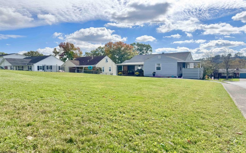 548 Hall Street, Bridgeport, West Virginia 26330, 3 Bedrooms Bedrooms, 8 Rooms Rooms,2 BathroomsBathrooms,Single Family Detached,For Sale,Hall,10162014 548 Hall Street, Bridgeport, West Virginia 26330, 3 Bedrooms Bedrooms, 8 Rooms Rooms,2 BathroomsBathrooms,Single Family Detached,For Sale,Hall,10162014