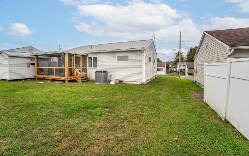 208 Hillcrest Avenue, Morgantown, West Virginia 26501, 3 Bedrooms Bedrooms, 6 Rooms Rooms,1 BathroomBathrooms,Single Family Detached,For Sale,Hillcrest,10162018 208 Hillcrest Avenue, Morgantown, West Virginia 26501, 3 Bedrooms Bedrooms, 6 Rooms Rooms,1 BathroomBathrooms,Single Family Detached,For Sale,Hillcrest,10162018