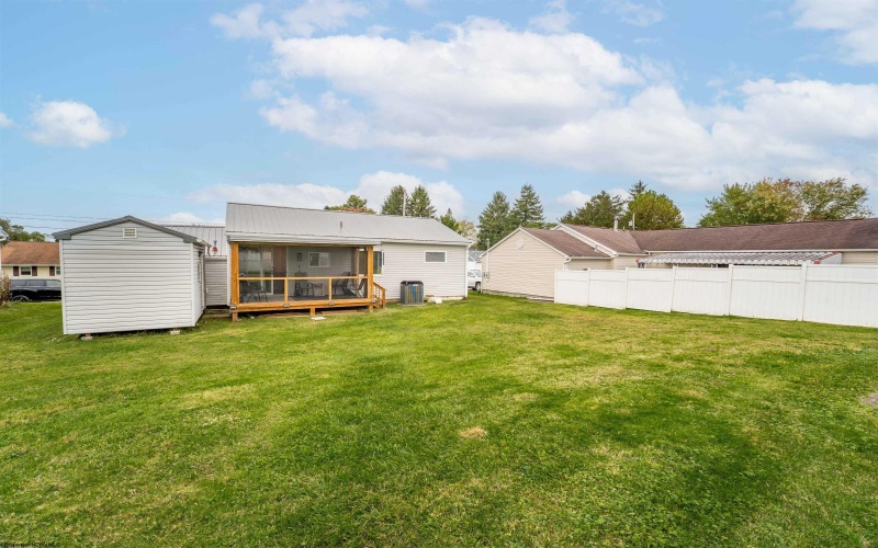 208 Hillcrest Avenue, Morgantown, West Virginia 26501, 3 Bedrooms Bedrooms, 6 Rooms Rooms,1 BathroomBathrooms,Single Family Detached,For Sale,Hillcrest,10162018 208 Hillcrest Avenue, Morgantown, West Virginia 26501, 3 Bedrooms Bedrooms, 6 Rooms Rooms,1 BathroomBathrooms,Single Family Detached,For Sale,Hillcrest,10162018