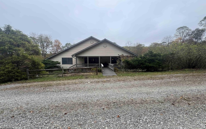 75 Kerry Rock Trail, Ellamore, West Virginia 26267, 4 Bedrooms Bedrooms, 10 Rooms Rooms,2 BathroomsBathrooms,Single Family Detached,For Sale,Kerry Rock,10162024