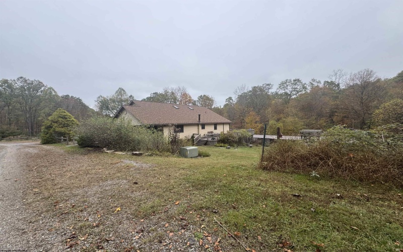 75 Kerry Rock Trail, Ellamore, West Virginia 26267, 4 Bedrooms Bedrooms, 10 Rooms Rooms,2 BathroomsBathrooms,Single Family Detached,For Sale,Kerry Rock,10162024