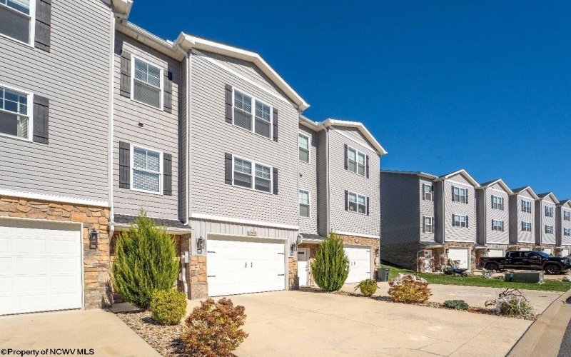 2050 Mountain Ash Lane, Morgantown, West Virginia 26501, 3 Bedrooms Bedrooms, 7 Rooms Rooms,2 BathroomsBathrooms,Single Family Attached,For Sale,Mountain Ash,10162030