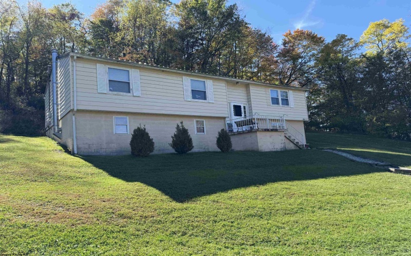 1690 Levels Road, Fairmont, West Virginia 26554, 3 Bedrooms Bedrooms, 5 Rooms Rooms,1 BathroomBathrooms,Single Family Detached,For Sale,Levels,10162035 1690 Levels Road, Fairmont, West Virginia 26554, 3 Bedrooms Bedrooms, 5 Rooms Rooms,1 BathroomBathrooms,Single Family Detached,For Sale,Levels,10162035
