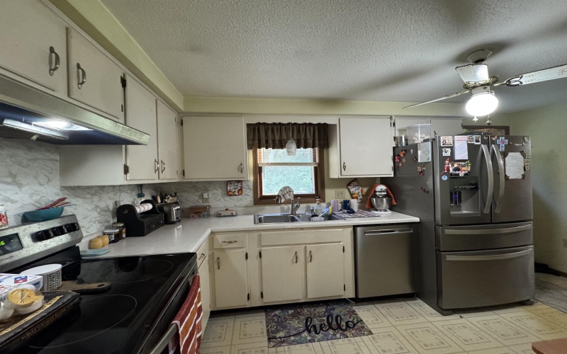 1690 Levels Road, Fairmont, West Virginia 26554, 3 Bedrooms Bedrooms, 5 Rooms Rooms,1 BathroomBathrooms,Single Family Detached,For Sale,Levels,10162035 1690 Levels Road, Fairmont, West Virginia 26554, 3 Bedrooms Bedrooms, 5 Rooms Rooms,1 BathroomBathrooms,Single Family Detached,For Sale,Levels,10162035
