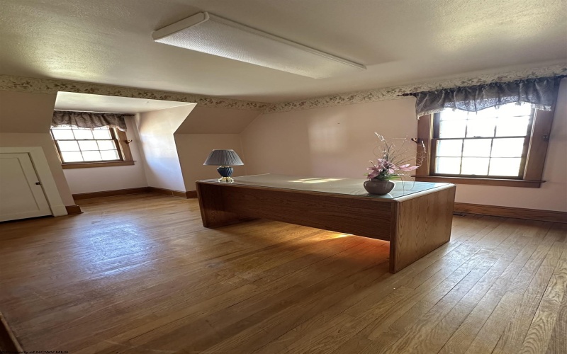 330 Beverly Pike, Elkins, West Virginia 26241, 4 Bedrooms Bedrooms, 9 Rooms Rooms,1 BathroomBathrooms,Single Family Detached,For Sale,Beverly,10162036 330 Beverly Pike, Elkins, West Virginia 26241, 4 Bedrooms Bedrooms, 9 Rooms Rooms,1 BathroomBathrooms,Single Family Detached,For Sale,Beverly,10162036