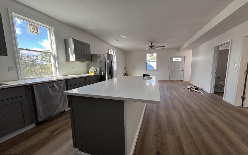 442 Baird Street, Morgantown, West Virginia 26505, 5 Bedrooms Bedrooms, 11 Rooms Rooms,3 BathroomsBathrooms,Residential Rentals,For Rent,Baird,10162031