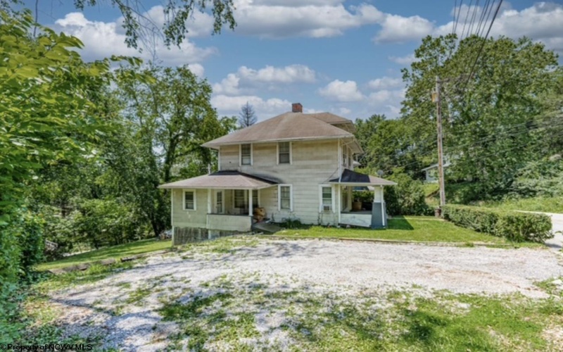 940 Willey Street, Morgantown, West Virginia 26505, 3 Bedrooms Bedrooms, 8 Rooms Rooms,2 BathroomsBathrooms,Residential Rentals,For Rent,Willey,10162032