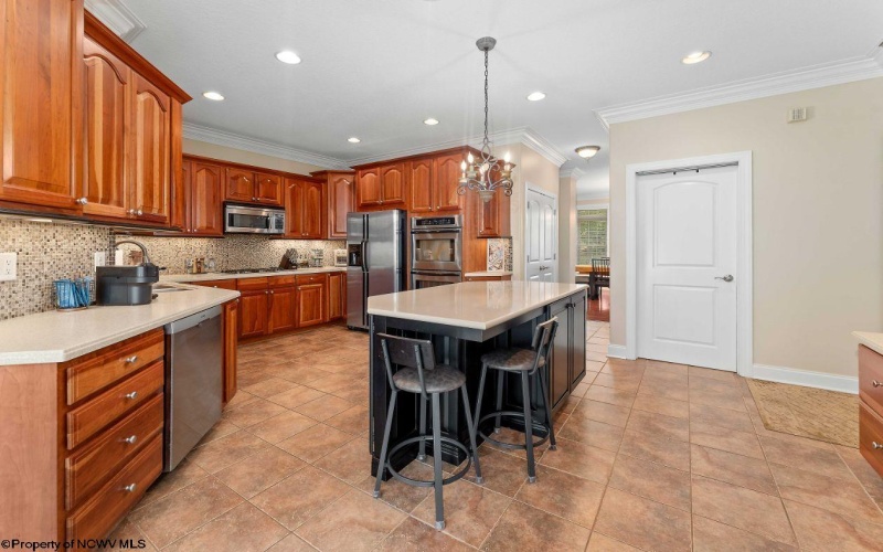 2014 Ices Ferry Drive, Morgantown, West Virginia 26508, 4 Bedrooms Bedrooms, 14 Rooms Rooms,5 BathroomsBathrooms,Residential Rentals,For Rent,Ices Ferry,10162034