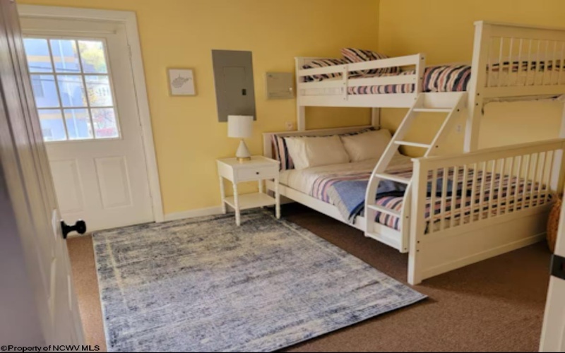 111 Stonegate Circle, Morgantown, West Virginia 26505, 3 Bedrooms Bedrooms, 6 Rooms Rooms,3 BathroomsBathrooms,Residential Rentals,For Rent,Stonegate,10162037