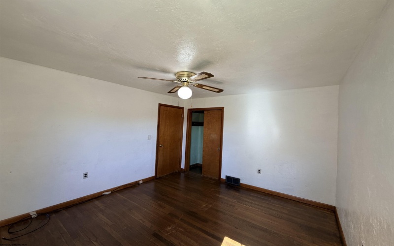 2108 Bunner Ridge Road, Fairmont, West Virginia 26554, 3 Bedrooms Bedrooms, 6 Rooms Rooms,1 BathroomBathrooms,Single Family Detached,For Sale,Bunner Ridge,10162051 2108 Bunner Ridge Road, Fairmont, West Virginia 26554, 3 Bedrooms Bedrooms, 6 Rooms Rooms,1 BathroomBathrooms,Single Family Detached,For Sale,Bunner Ridge,10162051