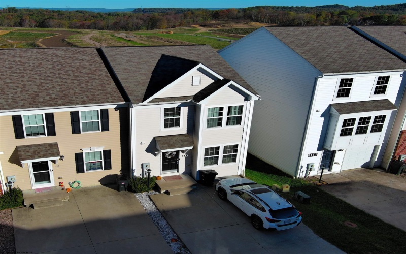 118 Tee Drive, Maidsville, West Virginia 26541, 3 Bedrooms Bedrooms, 6 Rooms Rooms,2 BathroomsBathrooms,Single Family Attached,For Sale,Tee,10162048 118 Tee Drive, Maidsville, West Virginia 26541, 3 Bedrooms Bedrooms, 6 Rooms Rooms,2 BathroomsBathrooms,Single Family Attached,For Sale,Tee,10162048