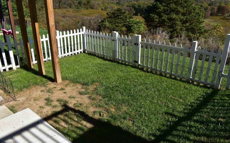 118 Tee Drive, Maidsville, West Virginia 26541, 3 Bedrooms Bedrooms, 6 Rooms Rooms,2 BathroomsBathrooms,Single Family Attached,For Sale,Tee,10162048 118 Tee Drive, Maidsville, West Virginia 26541, 3 Bedrooms Bedrooms, 6 Rooms Rooms,2 BathroomsBathrooms,Single Family Attached,For Sale,Tee,10162048