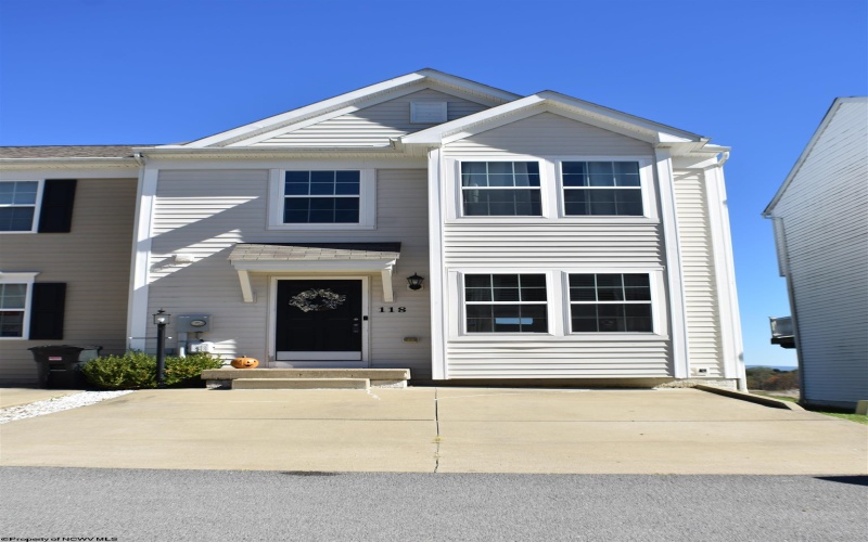 118 Tee Drive, Maidsville, West Virginia 26541, 3 Bedrooms Bedrooms, 6 Rooms Rooms,2 BathroomsBathrooms,Single Family Attached,For Sale,Tee,10162048 118 Tee Drive, Maidsville, West Virginia 26541, 3 Bedrooms Bedrooms, 6 Rooms Rooms,2 BathroomsBathrooms,Single Family Attached,For Sale,Tee,10162048