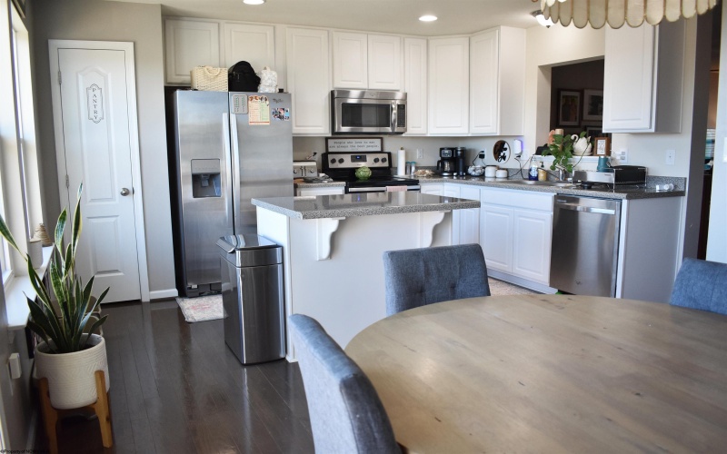 118 Tee Drive, Maidsville, West Virginia 26541, 3 Bedrooms Bedrooms, 6 Rooms Rooms,2 BathroomsBathrooms,Single Family Attached,For Sale,Tee,10162048 118 Tee Drive, Maidsville, West Virginia 26541, 3 Bedrooms Bedrooms, 6 Rooms Rooms,2 BathroomsBathrooms,Single Family Attached,For Sale,Tee,10162048