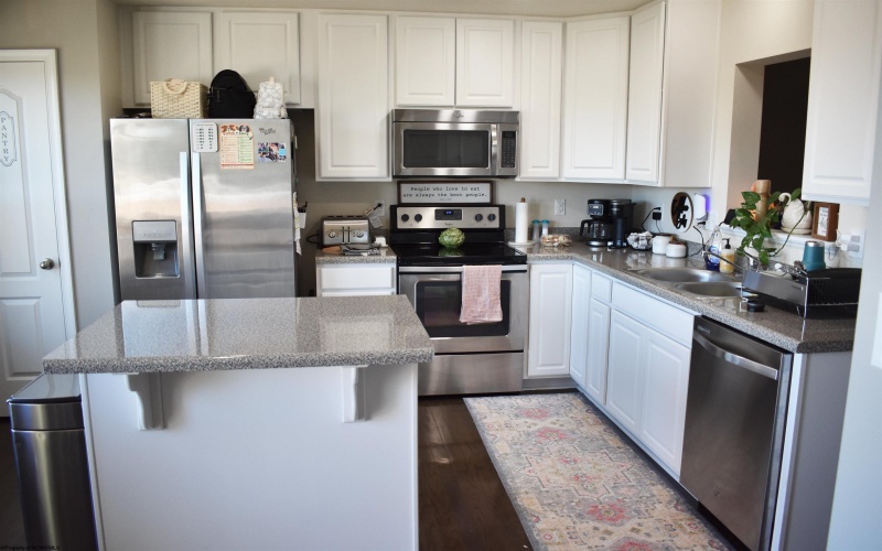 118 Tee Drive, Maidsville, West Virginia 26541, 3 Bedrooms Bedrooms, 6 Rooms Rooms,2 BathroomsBathrooms,Single Family Attached,For Sale,Tee,10162048 118 Tee Drive, Maidsville, West Virginia 26541, 3 Bedrooms Bedrooms, 6 Rooms Rooms,2 BathroomsBathrooms,Single Family Attached,For Sale,Tee,10162048