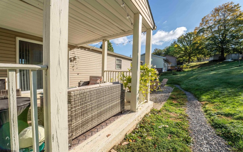 200 Eastgate Drive, Morgantown, West Virginia 26508, 3 Bedrooms Bedrooms, 7 Rooms Rooms,3 BathroomsBathrooms,Single Family Detached,For Sale,Eastgate,10162055 200 Eastgate Drive, Morgantown, West Virginia 26508, 3 Bedrooms Bedrooms, 7 Rooms Rooms,3 BathroomsBathrooms,Single Family Detached,For Sale,Eastgate,10162055