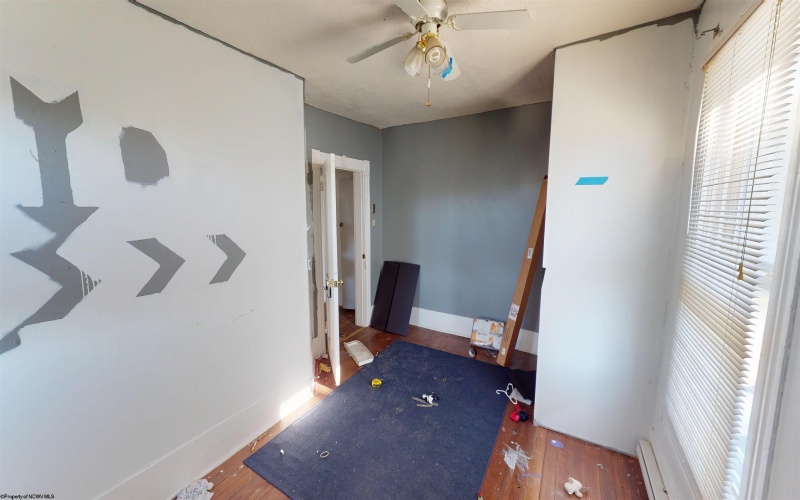 619 Walnut Avenue, Fairmont, West Virginia 26554-9998, 3 Bedrooms Bedrooms, 9 Rooms Rooms,1 BathroomBathrooms,Single Family Detached,For Sale,Walnut,10162060