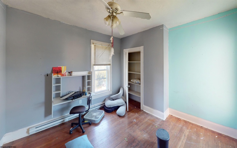 619 Walnut Avenue, Fairmont, West Virginia 26554-9998, 3 Bedrooms Bedrooms, 9 Rooms Rooms,1 BathroomBathrooms,Single Family Detached,For Sale,Walnut,10162060