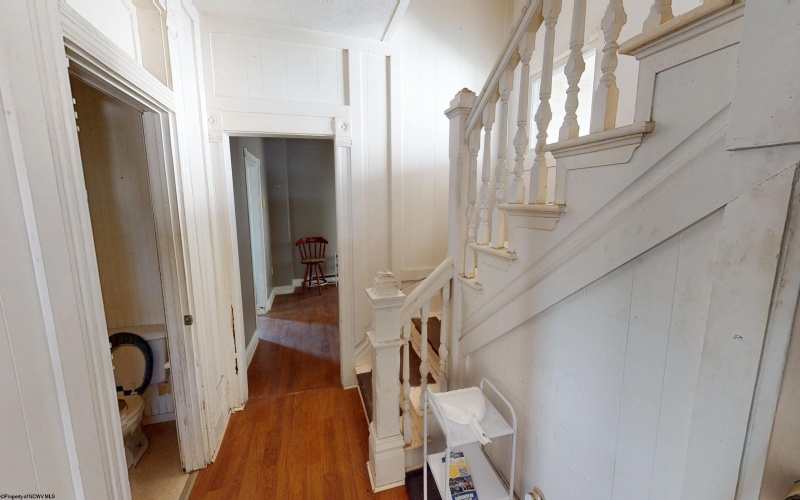 619 Walnut Avenue, Fairmont, West Virginia 26554-9998, 3 Bedrooms Bedrooms, 9 Rooms Rooms,1 BathroomBathrooms,Single Family Detached,For Sale,Walnut,10162060