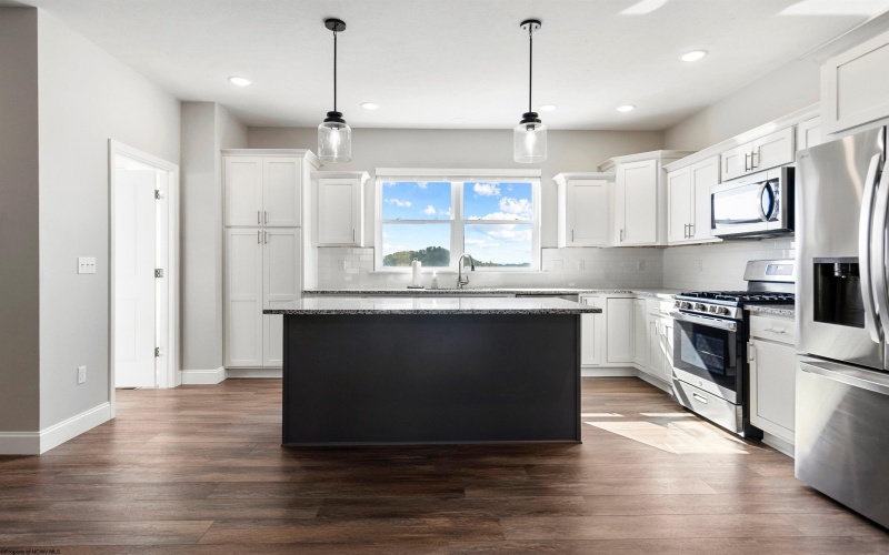 248 Red Oak Lane, Morgantown, West Virginia 26501, 3 Bedrooms Bedrooms, 8 Rooms Rooms,2 BathroomsBathrooms,Single Family Attached,For Sale,Red Oak,10162076 248 Red Oak Lane, Morgantown, West Virginia 26501, 3 Bedrooms Bedrooms, 8 Rooms Rooms,2 BathroomsBathrooms,Single Family Attached,For Sale,Red Oak,10162076