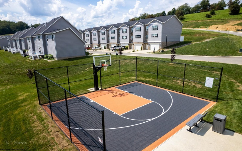 248 Red Oak Lane, Morgantown, West Virginia 26501, 3 Bedrooms Bedrooms, 8 Rooms Rooms,2 BathroomsBathrooms,Single Family Attached,For Sale,Red Oak,10162076 248 Red Oak Lane, Morgantown, West Virginia 26501, 3 Bedrooms Bedrooms, 8 Rooms Rooms,2 BathroomsBathrooms,Single Family Attached,For Sale,Red Oak,10162076