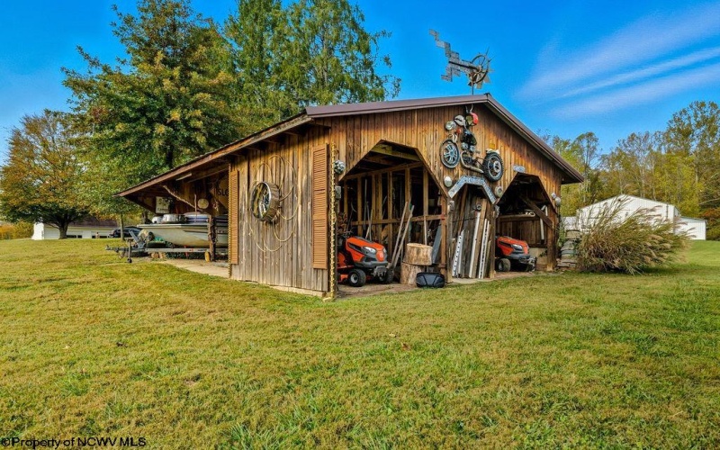 68 Sunday Drive, Clarksburg, West Virginia 26301, 3 Bedrooms Bedrooms, 5 Rooms Rooms,2 BathroomsBathrooms,Single Family Detached,For Sale,Sunday,10162081 68 Sunday Drive, Clarksburg, West Virginia 26301, 3 Bedrooms Bedrooms, 5 Rooms Rooms,2 BathroomsBathrooms,Single Family Detached,For Sale,Sunday,10162081