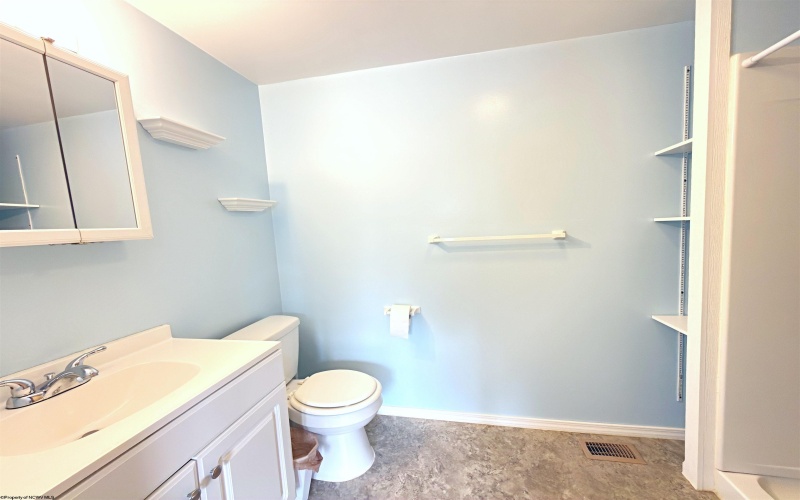 1263 Richwood Avenue, Morgantown, West Virginia 26505, 3 Bedrooms Bedrooms, 9 Rooms Rooms,2 BathroomsBathrooms,Single Family Detached,For Sale,Richwood,10162066 1263 Richwood Avenue, Morgantown, West Virginia 26505, 3 Bedrooms Bedrooms, 9 Rooms Rooms,2 BathroomsBathrooms,Single Family Detached,For Sale,Richwood,10162066