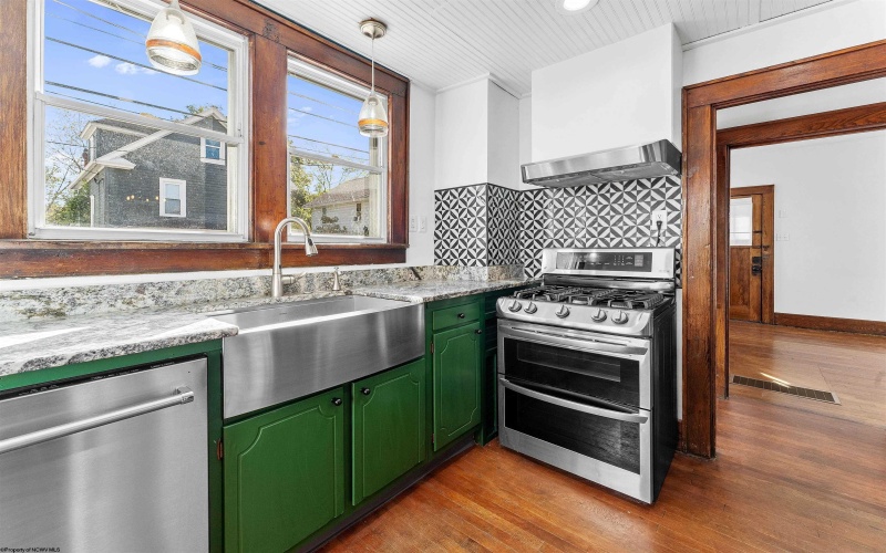 621 Elmina Street, Morgantown, West Virginia 26501, 3 Bedrooms Bedrooms, 8 Rooms Rooms,2 BathroomsBathrooms,Single Family Detached,For Sale,Elmina,10162068 621 Elmina Street, Morgantown, West Virginia 26501, 3 Bedrooms Bedrooms, 8 Rooms Rooms,2 BathroomsBathrooms,Single Family Detached,For Sale,Elmina,10162068