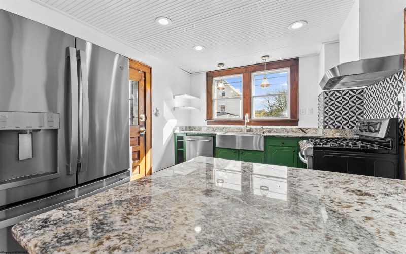 621 Elmina Street, Morgantown, West Virginia 26501, 3 Bedrooms Bedrooms, 8 Rooms Rooms,2 BathroomsBathrooms,Single Family Detached,For Sale,Elmina,10162068 621 Elmina Street, Morgantown, West Virginia 26501, 3 Bedrooms Bedrooms, 8 Rooms Rooms,2 BathroomsBathrooms,Single Family Detached,For Sale,Elmina,10162068