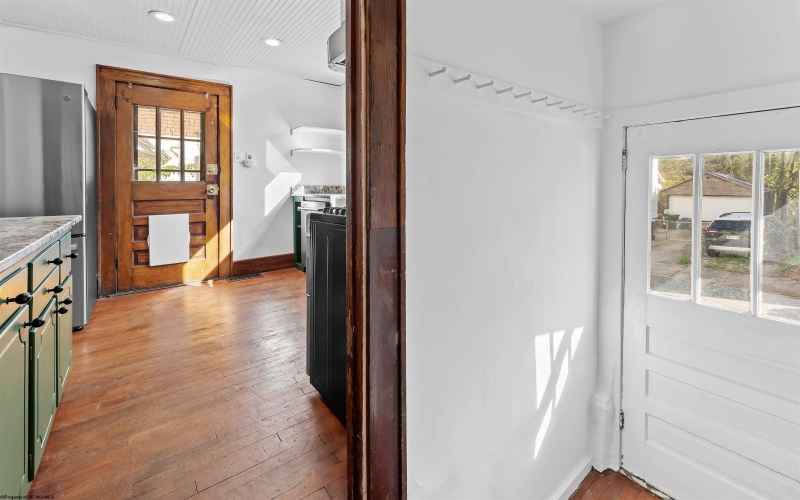 621 Elmina Street, Morgantown, West Virginia 26501, 3 Bedrooms Bedrooms, 8 Rooms Rooms,2 BathroomsBathrooms,Single Family Detached,For Sale,Elmina,10162068 621 Elmina Street, Morgantown, West Virginia 26501, 3 Bedrooms Bedrooms, 8 Rooms Rooms,2 BathroomsBathrooms,Single Family Detached,For Sale,Elmina,10162068