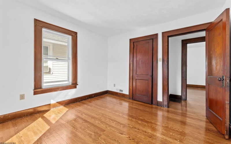 621 Elmina Street, Morgantown, West Virginia 26501, 3 Bedrooms Bedrooms, 8 Rooms Rooms,2 BathroomsBathrooms,Single Family Detached,For Sale,Elmina,10162068 621 Elmina Street, Morgantown, West Virginia 26501, 3 Bedrooms Bedrooms, 8 Rooms Rooms,2 BathroomsBathrooms,Single Family Detached,For Sale,Elmina,10162068