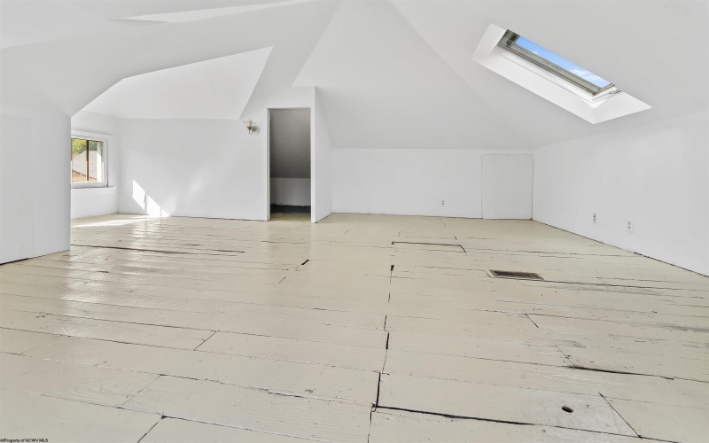 621 Elmina Street, Morgantown, West Virginia 26501, 3 Bedrooms Bedrooms, 8 Rooms Rooms,2 BathroomsBathrooms,Single Family Detached,For Sale,Elmina,10162068 621 Elmina Street, Morgantown, West Virginia 26501, 3 Bedrooms Bedrooms, 8 Rooms Rooms,2 BathroomsBathrooms,Single Family Detached,For Sale,Elmina,10162068