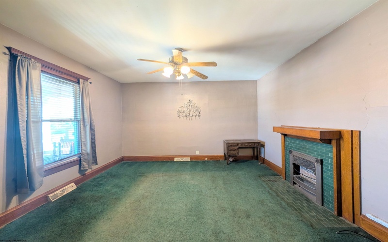 1527 Farland Avenue, Clarksburg, West Virginia 26301, 3 Bedrooms Bedrooms, 8 Rooms Rooms,1 BathroomBathrooms,Single Family Detached,For Sale,Farland,10162073 1527 Farland Avenue, Clarksburg, West Virginia 26301, 3 Bedrooms Bedrooms, 8 Rooms Rooms,1 BathroomBathrooms,Single Family Detached,For Sale,Farland,10162073