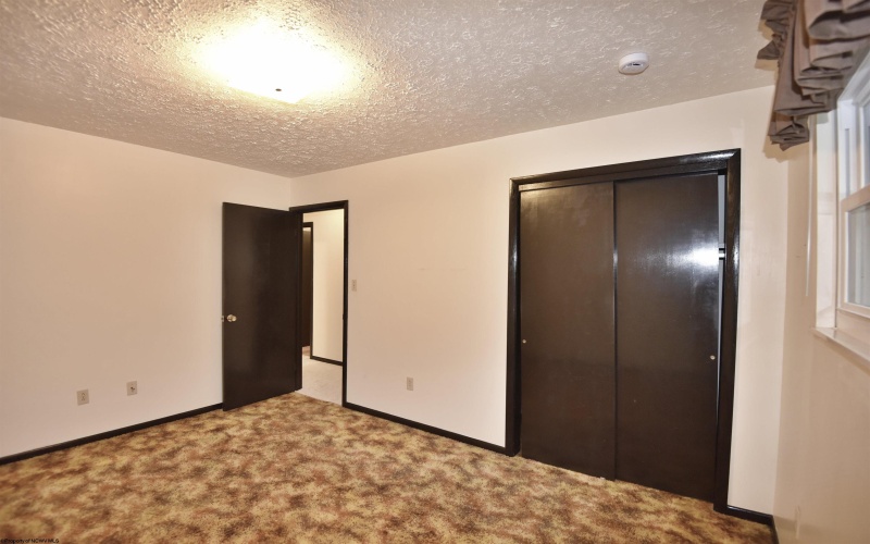 1100 Country Club Road, Clarksburg, West Virginia 26301, 3 Bedrooms Bedrooms, 7 Rooms Rooms,2 BathroomsBathrooms,Single Family Detached,For Sale,Country Club,10162071 1100 Country Club Road, Clarksburg, West Virginia 26301, 3 Bedrooms Bedrooms, 7 Rooms Rooms,2 BathroomsBathrooms,Single Family Detached,For Sale,Country Club,10162071